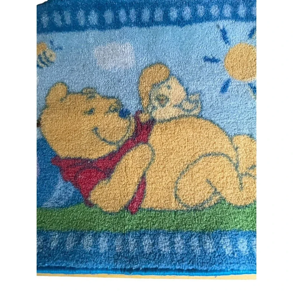 Vintage Winnie The Pooh Duck Sunshine Bee Rug 29”x 19” RARE